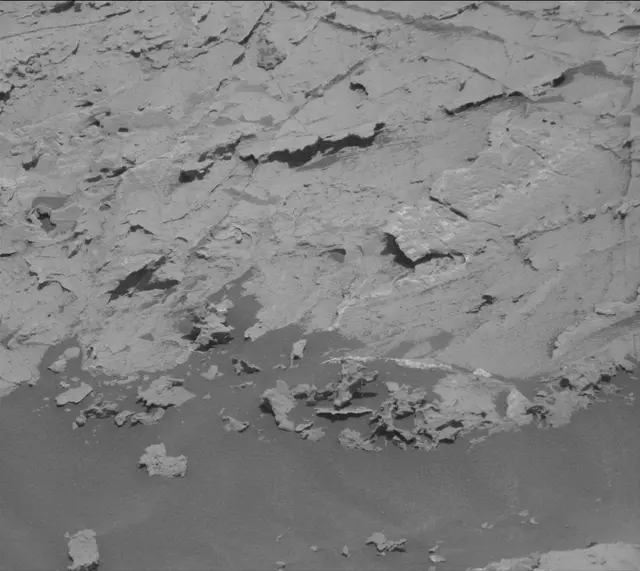 Sol 3085: Mast Camera (Mastcam)