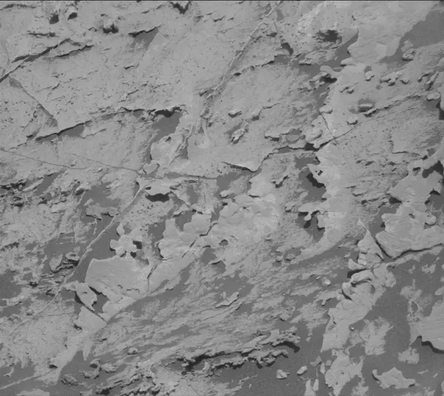 Sol 3085: Mast Camera (Mastcam)