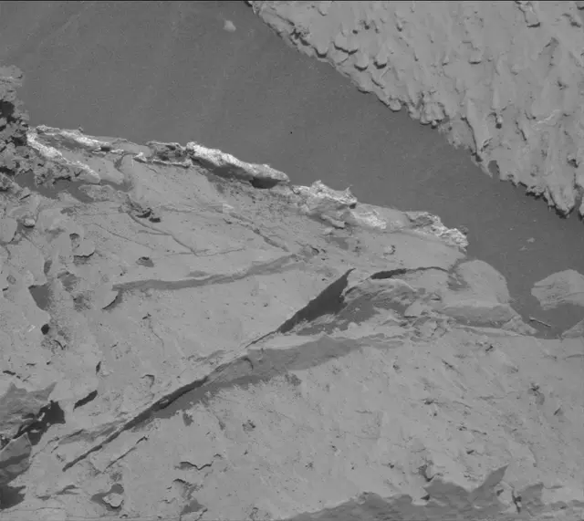 Sol 3085: Mast Camera (Mastcam)
