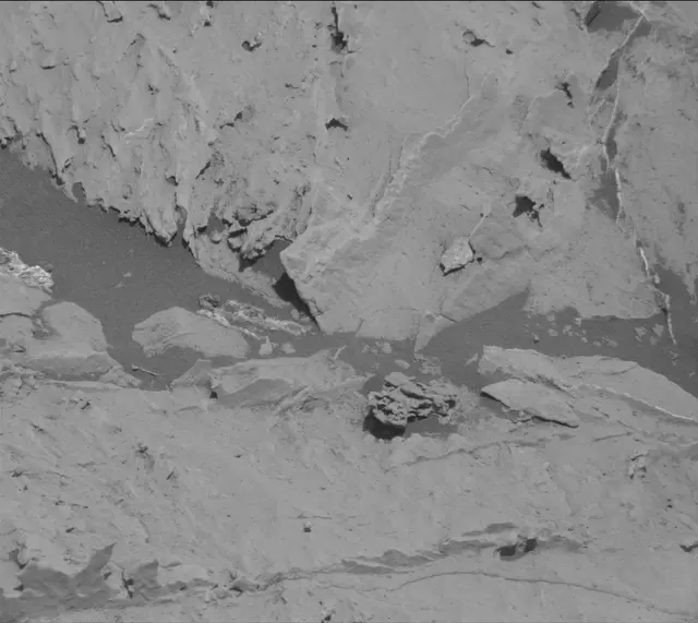 Sol 3085: Mast Camera (Mastcam)