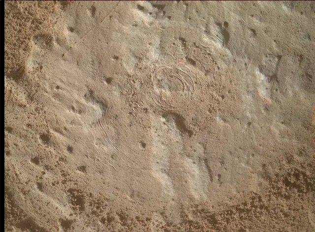 Sol 3085: Mars Hand Lens Imager (MAHLI)