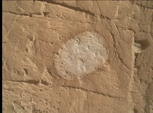 Sol 3085: Mars Hand Lens Imager (MAHLI)