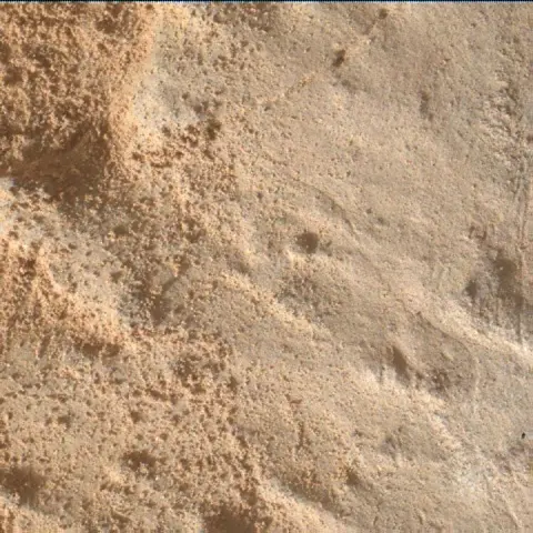 Sol 3085: Mars Hand Lens Imager (MAHLI)