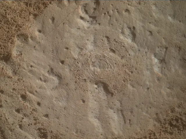 Sol 3085: Mars Hand Lens Imager (MAHLI)