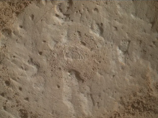 Sol 3085: Mars Hand Lens Imager (MAHLI)