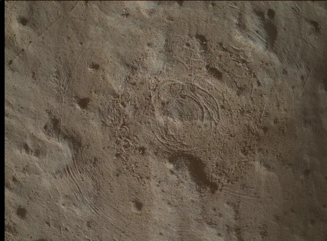 Sol 3085: Mars Hand Lens Imager (MAHLI)