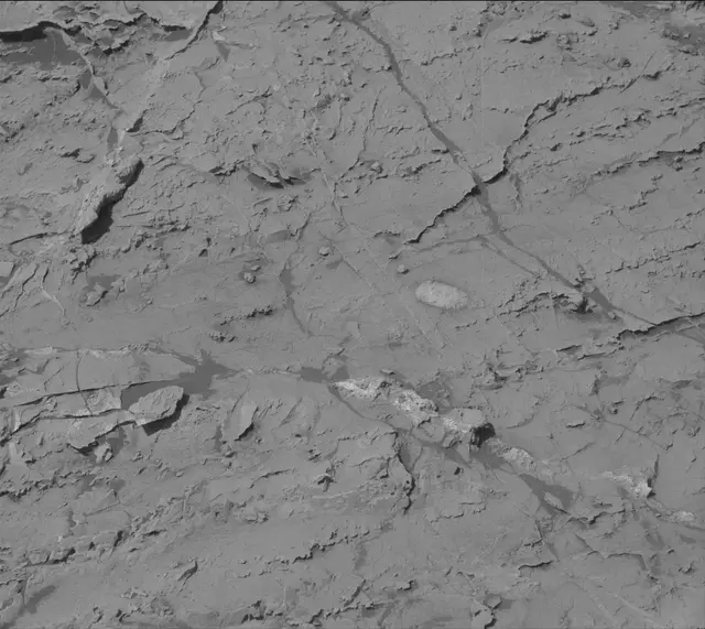 Sol 3086: Mast Camera (Mastcam)
