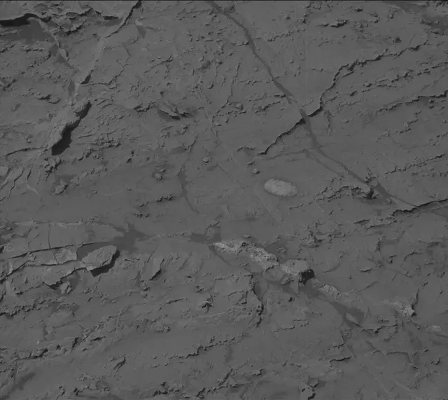 Sol 3086: Mast Camera (Mastcam)