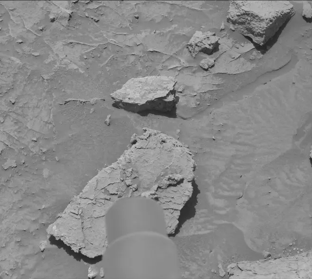 Sol 3086: Mast Camera (Mastcam)