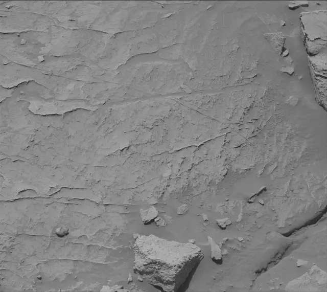 Sol 3086: Mast Camera (Mastcam)