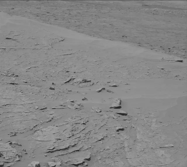 Sol 3086: Mast Camera (Mastcam)