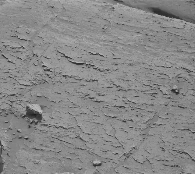 Sol 3088: Mast Camera (Mastcam)