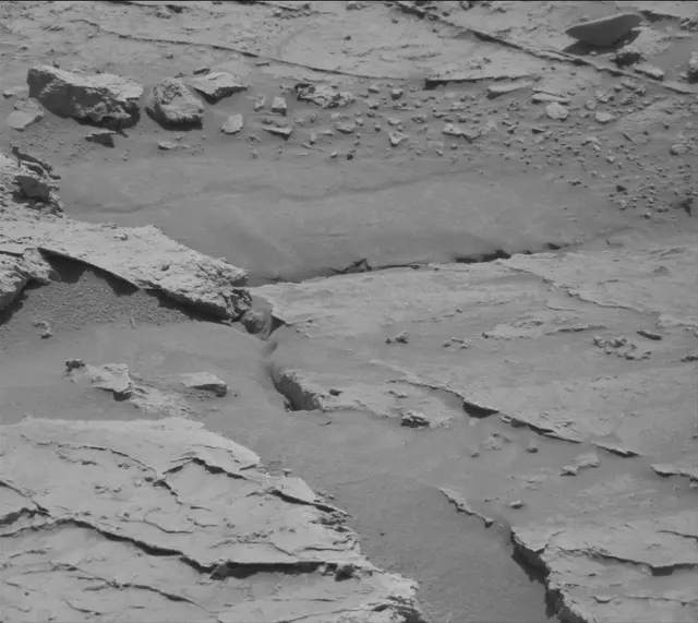 Sol 3088: Mast Camera (Mastcam)