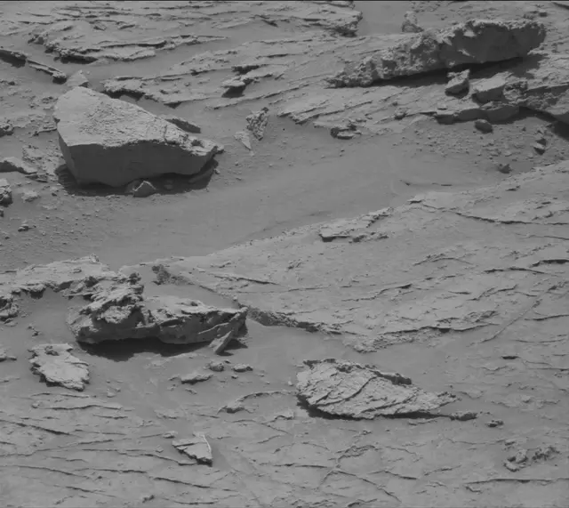 Sol 3088: Mast Camera (Mastcam)
