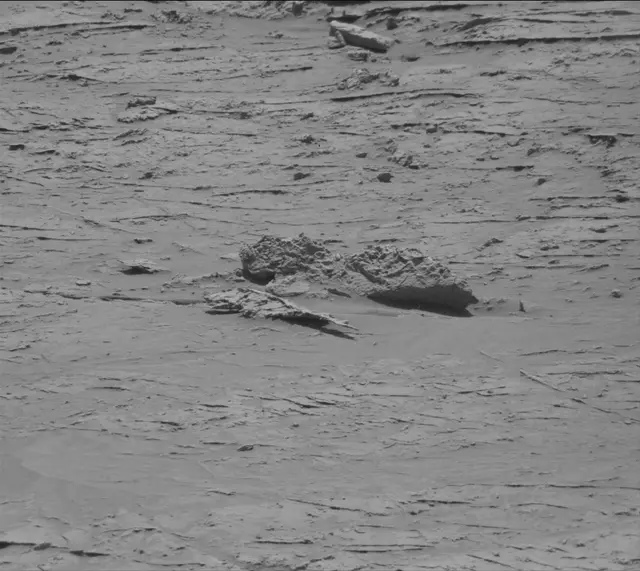Sol 3088: Mast Camera (Mastcam)