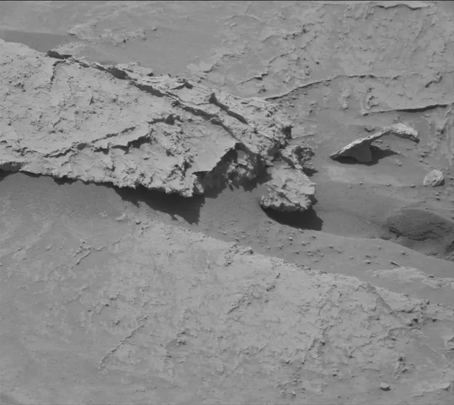 Sol 3088: Mast Camera (Mastcam)