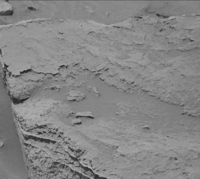 Sol 3088: Mast Camera (Mastcam)