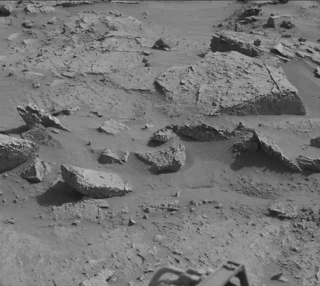 Sol 3090: Mast Camera (Mastcam)