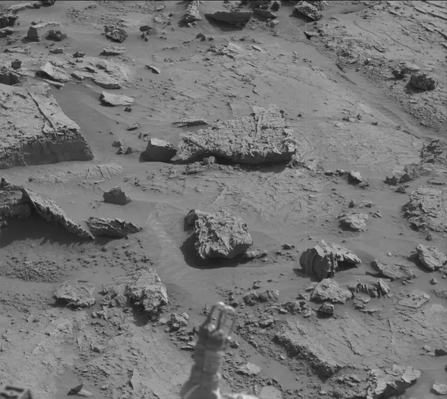 Sol 3090: Mast Camera (Mastcam)