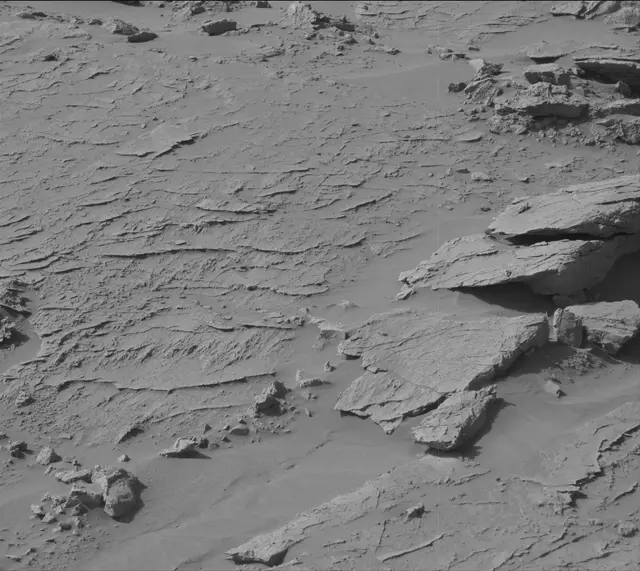 Sol 3090: Mast Camera (Mastcam)