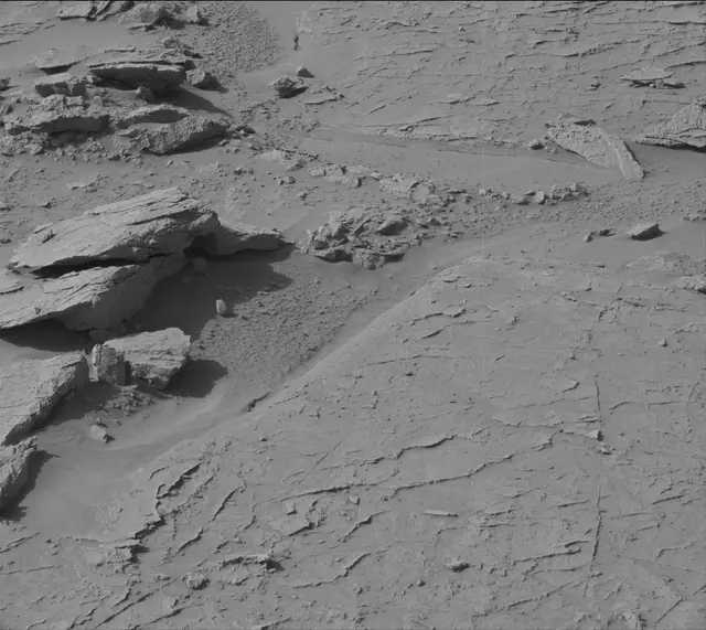Sol 3090: Mast Camera (Mastcam)