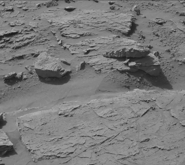 Sol 3090: Mast Camera (Mastcam)