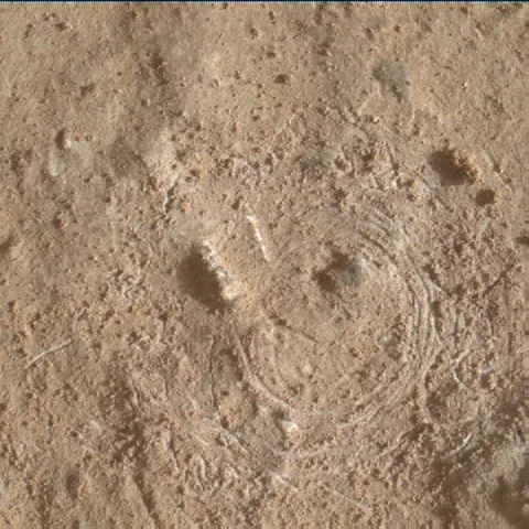 Sol 3092: Mars Hand Lens Imager (MAHLI)
