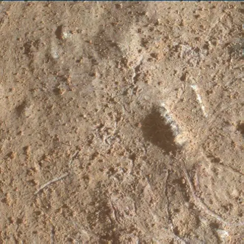 Sol 3092: Mars Hand Lens Imager (MAHLI)