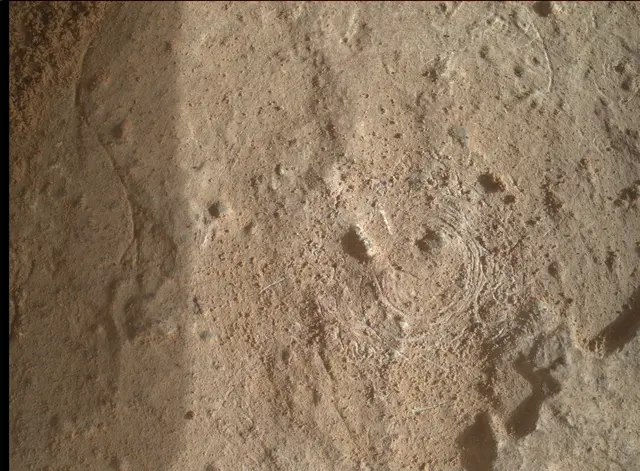 Sol 3092: Mars Hand Lens Imager (MAHLI)