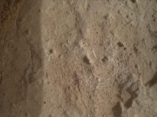 Sol 3092: Mars Hand Lens Imager (MAHLI)