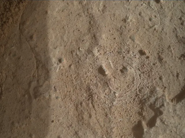 Sol 3092: Mars Hand Lens Imager (MAHLI)