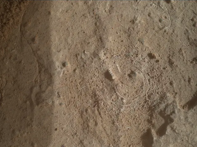 Sol 3092: Mars Hand Lens Imager (MAHLI)