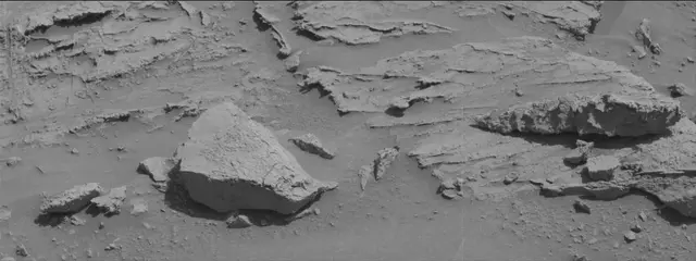 Sol 3093: Mast Camera (Mastcam)