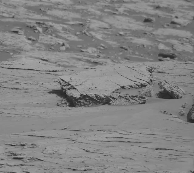 Sol 3093: Mast Camera (Mastcam)