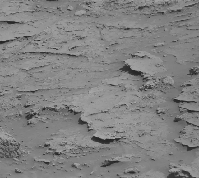 Sol 3093: Mast Camera (Mastcam)