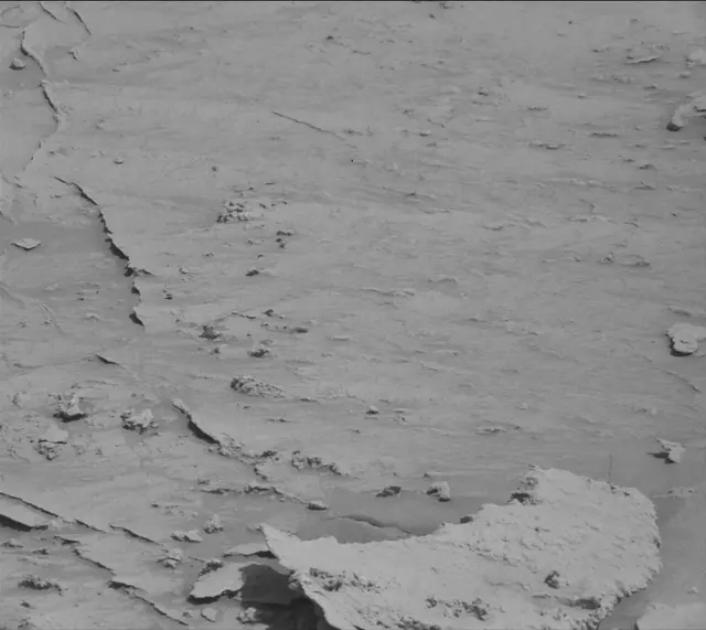 Sol 3093: Mast Camera (Mastcam)
