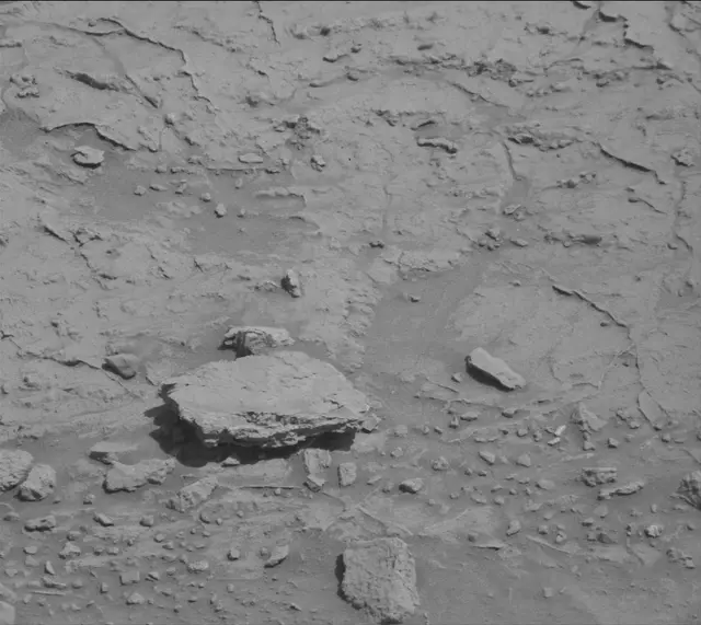 Sol 3093: Mast Camera (Mastcam)