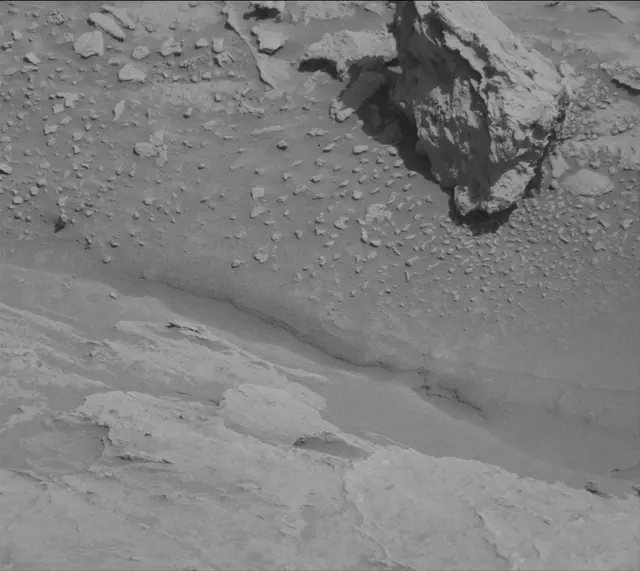 Sol 3093: Mast Camera (Mastcam)