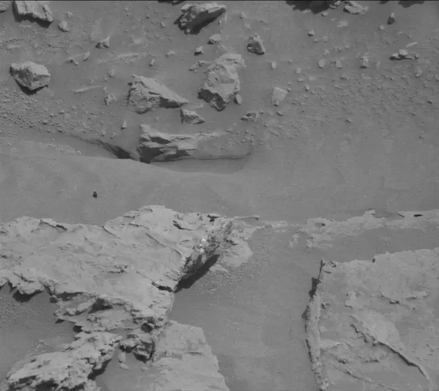 Sol 3093: Mast Camera (Mastcam)