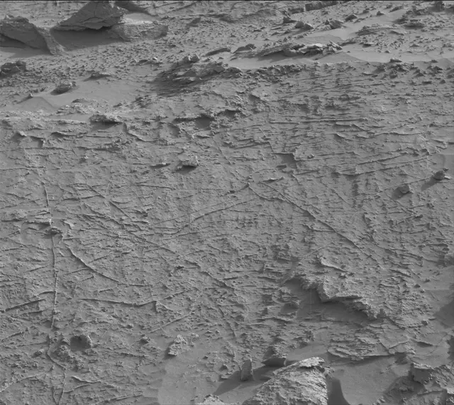 Sol 3094: Mast Camera (Mastcam)