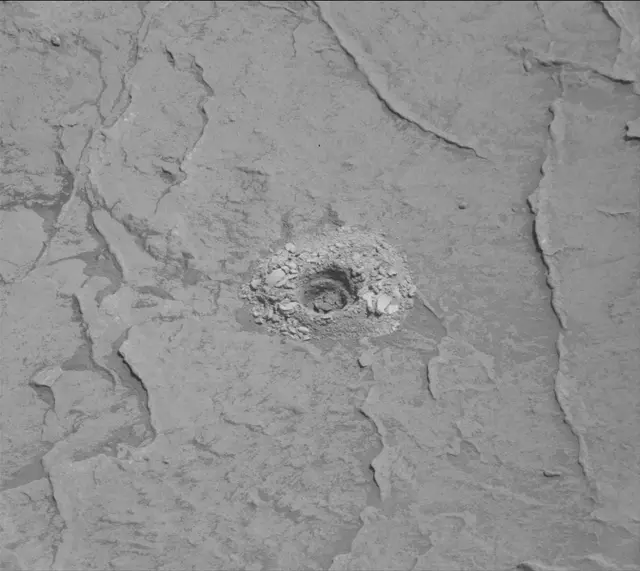 Sol 3094: Mast Camera (Mastcam)