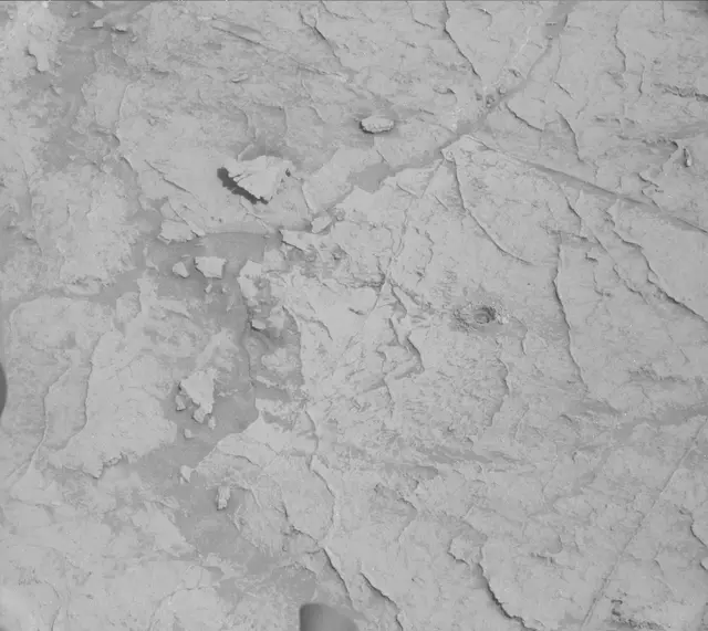 Sol 3095: Mast Camera (Mastcam)