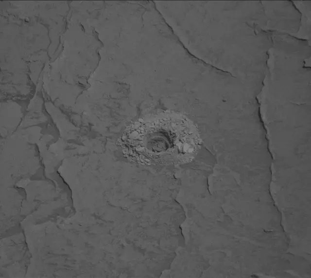 Sol 3095: Mast Camera (Mastcam)