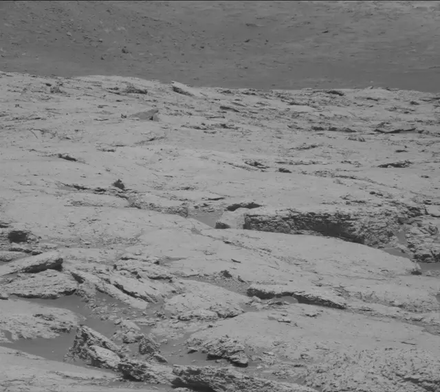 Sol 3095: Mast Camera (Mastcam)