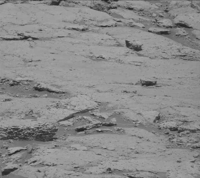 Sol 3095: Mast Camera (Mastcam)
