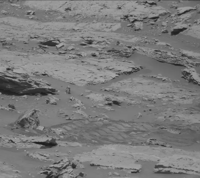 Sol 3095: Mast Camera (Mastcam)