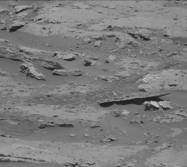 Sol 3095: Mast Camera (Mastcam)