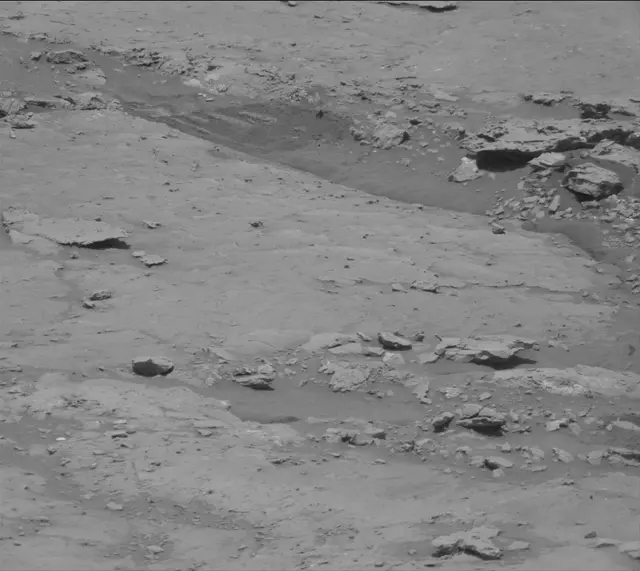 Sol 3095: Mast Camera (Mastcam)