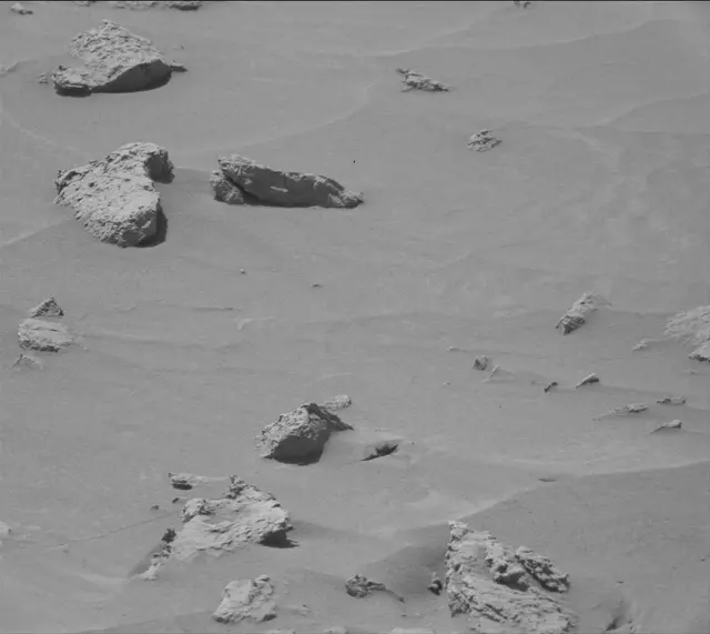 Sol 3099: Mast Camera (Mastcam)