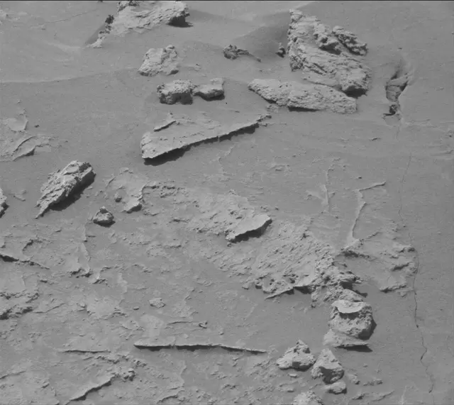 Sol 3099: Mast Camera (Mastcam)